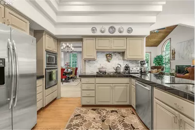 3889 SE Saint Andrews Pl, Gresham, OR 97080 - Photo 18