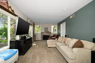 390 Kevin Ct S, Salem, OR 97306 - Photo 8
