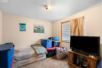 11625 SE Washington St, Portland, OR 97216 - Photo 30