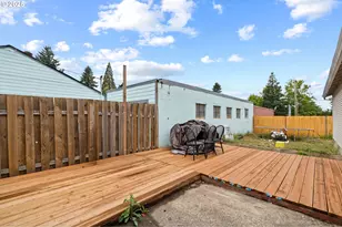 11625 SE Washington St, Portland, OR 97216 - Photo 34