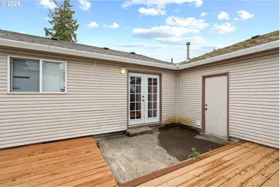 11625 SE Washington St, Portland, OR 97216 - Photo 36