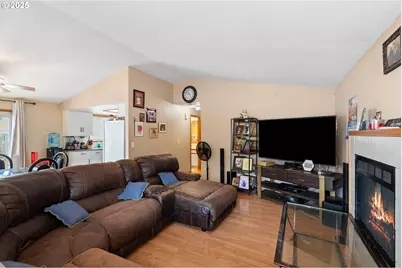 11625 SE Washington St, Portland, OR 97216 - Photo 14