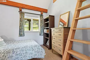 2015 Lonely Ln, Mosier, OR 97040 - Photo 14