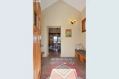 2015 Lonely Ln, Mosier, OR 97040 - Photo 4