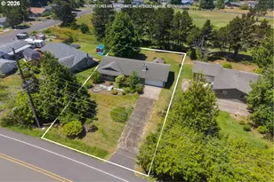2520 S Crestline Dr, Waldport, OR 97394 - Photo 30