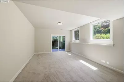 3335 Bentley Ave, Eugene, OR 97405 - Photo 32