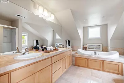 3335 Bentley Ave, Eugene, OR 97405 - Photo 22