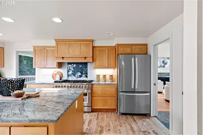 3335 Bentley Ave, Eugene, OR 97405 - Photo 14