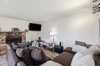 920 Echo Hollow Rd, Eugene, OR 97402 - Photo 8