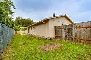 920 Echo Hollow Rd, Eugene, OR 97402 - Photo 38
