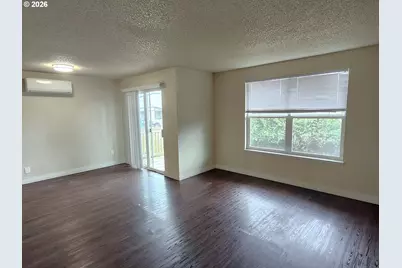 1725 Salishan St, Salem, OR 97302 - Photo 4