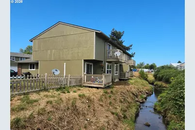 1725 Salishan St, Salem, OR 97302 - Photo 2