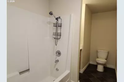 1725 Salishan St, Salem, OR 97302 - Photo 12
