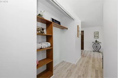 2250 W Irwin Way, Eugene, OR 97402 - Photo 20