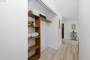 2250 W Irwin Way, Eugene, OR 97402 - Photo 20