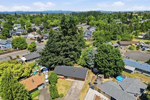 2250 W Irwin Way, Eugene, OR 97402 - Photo 44