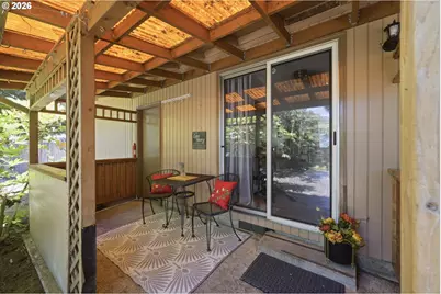 2250 W Irwin Way, Eugene, OR 97402 - Photo 32