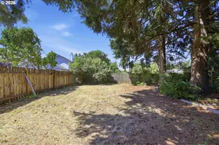 2250 W Irwin Way, Eugene, OR 97402 - Photo 36