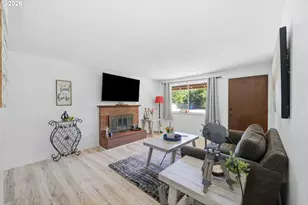 2250 W Irwin Way, Eugene, OR 97402 - Photo 8