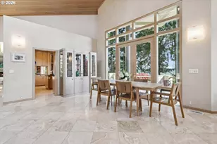 24400 SW Valley View Rd, West Linn, OR 97068 - Photo 6
