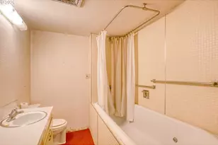 615 SW Isaac Ln, Pendleton, OR 97801 - Photo 26