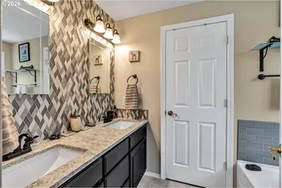 16643 SW King Richard Ct, Sherwood, OR 97140 - Photo 32