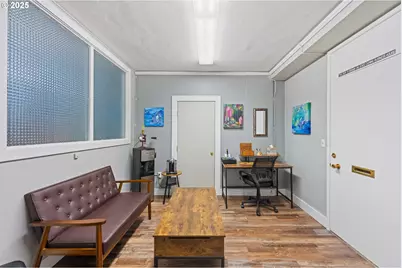 340 Central, Coos Bay, OR 97420 - Photo 36