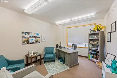 340 Central, Coos Bay, OR 97420 - Photo 24