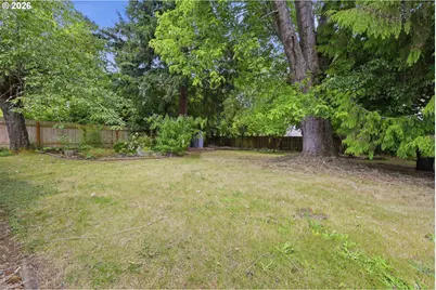 1430 Barton St, Eugene, OR 97404 - Photo 18
