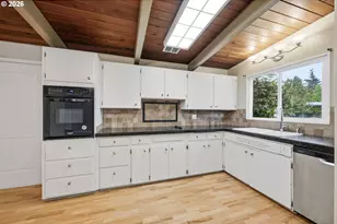 1430 Barton St, Eugene, OR 97404 - Photo 4