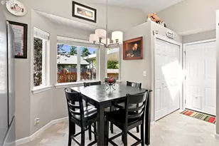 723 71st St, Springfield, OR 97478 - Photo 10