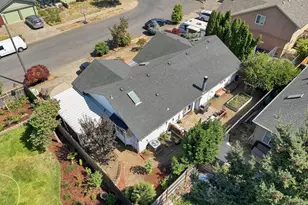 723 71st St, Springfield, OR 97478 - Photo 28