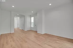 20669 SW Skiver St, Beaverton, OR 97078 - Photo 8