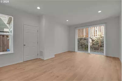 20669 SW Skiver St, Beaverton, OR 97078 - Photo 8