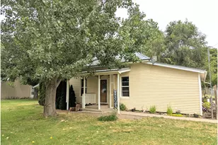 460 7th St, Imbler, OR 97841 - Photo 2