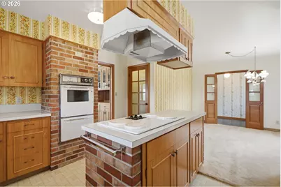 13937 NW Springville Rd, Portland, OR 97229 - Photo 6