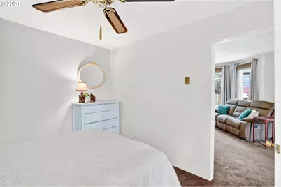 2820 NE Oregon St, Portland, OR 97232 - Photo 8