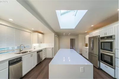 4901 SW Humphrey Park, Portland, OR 97221 - Photo 8
