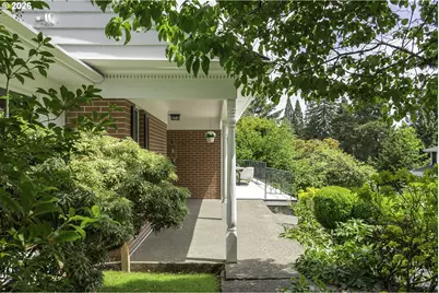 4901 SW Humphrey Park, Portland, OR 97221 - Photo 4