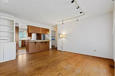 5249 SE 35th Ave, Portland, OR 97202 - Photo 8