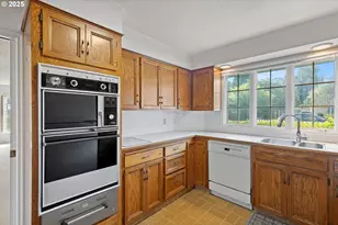 5249 SE 35th Ave, Portland, OR 97202 - Photo 6