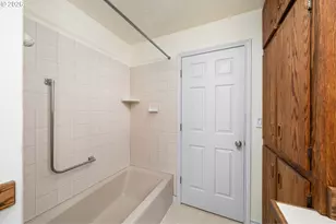 5720 River St, West Linn, OR 97068 - Photo 26
