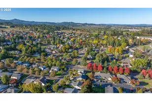 130 SW Westhills Dr, McMinnville, OR 97128 - Photo 40