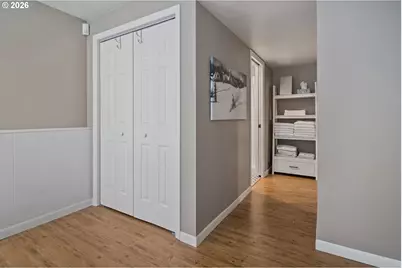 2825 Dellwood Dr, Lake Oswego, OR 97034 - Photo 42