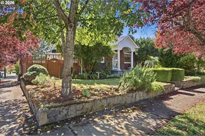 615 E 29th St, Vancouver, WA 98663 - Photo 1