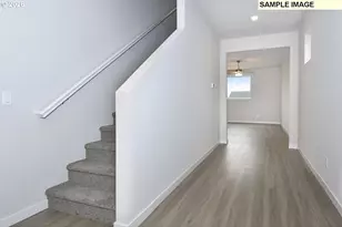 1343 Owl Ave, Woodburn, OR 97071 - Photo 4