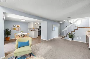 225 Cervantes Cir, Lake Oswego, OR 97035 - Photo 12