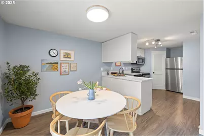 225 Cervantes Cir, Lake Oswego, OR 97035 - Photo 18