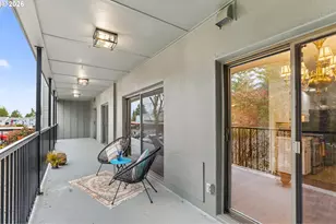 45 Eagle Crest Dr, Lake Oswego, OR 97035 - Photo 32