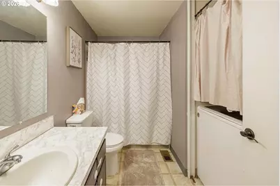 1729 SE 160th Ave, Portland, OR 97233 - Photo 20
